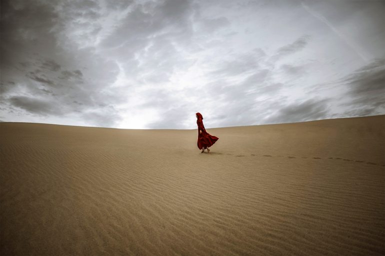 adventure-alone-arid-2773656